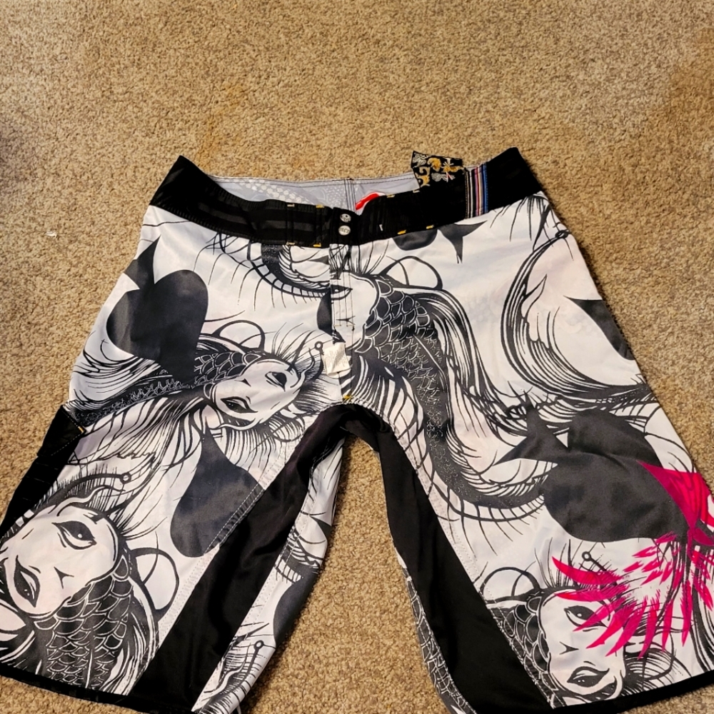 Men's MCD reversible Board Shorts size 34